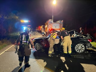 Illustration de l'article : Les 20 minutes les plus longues de la vie d'un chien, bloqué dans une voiture tombée dans un canal