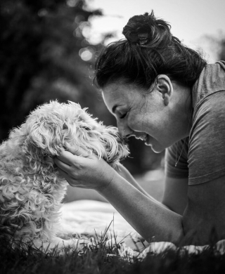 Illustration de l'article : 16 photos montrant l’amour incommensurable entre des propriétaires et leur chat ou leur chien