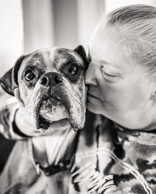 Illustration de l'article : 16 photos montrant l’amour incommensurable entre des propriétaires et leur chat ou leur chien