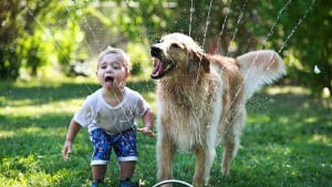 Illustration : 10 photos prouvant qu'avoir un chien est un bonheur pour les enfants