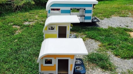 Illustration : Ces niches en forme de camping-cars miniatures sont la dernière tendance canine aux Etats-Unis