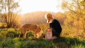 Illustration : Nouveau venu sur le marché des croquettes pour chien, Kookapi se démarque par son engagement au profit de la vie animale et de la planète