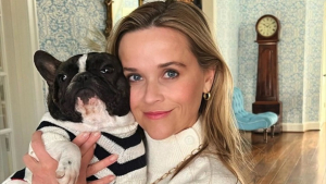 Illustration : L’actrice américaine Reese Witherspoon, grande amoureuse des chiens, dévoile quelques clichés de sa vie avec ses canidés