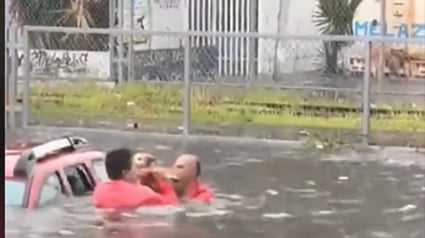 Illustration : Un couple de personnes âgées et son chien piégés dans leur véhicule immergé sauvés in extremis par un voisin (vidéo)