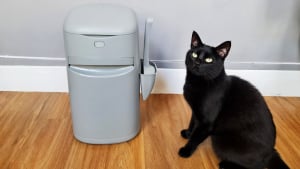 Illustration : Woopets a testé la poubelle à litière pour chats Easy Roll de Litter Genie